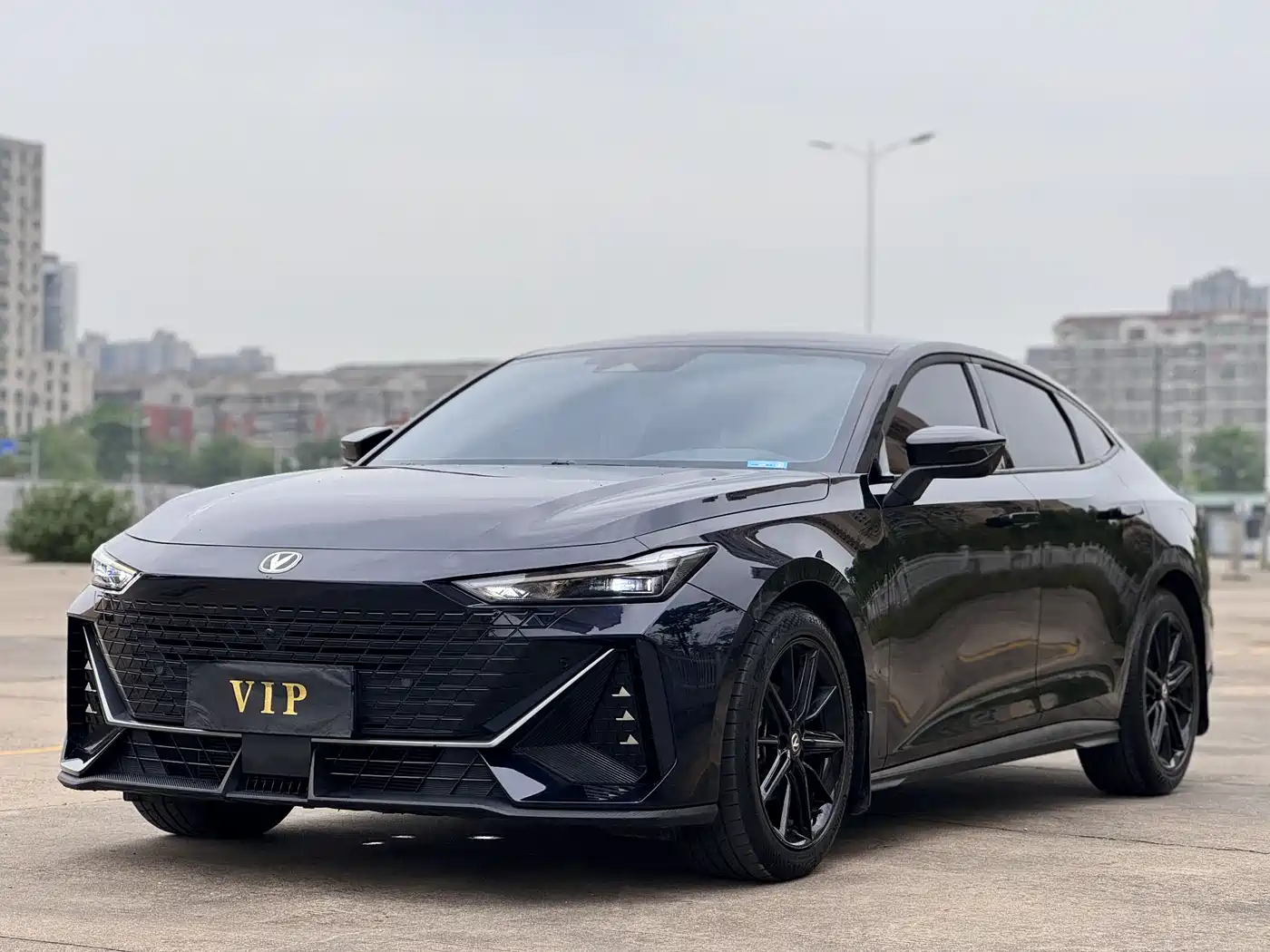 CHANGAN UNI-V