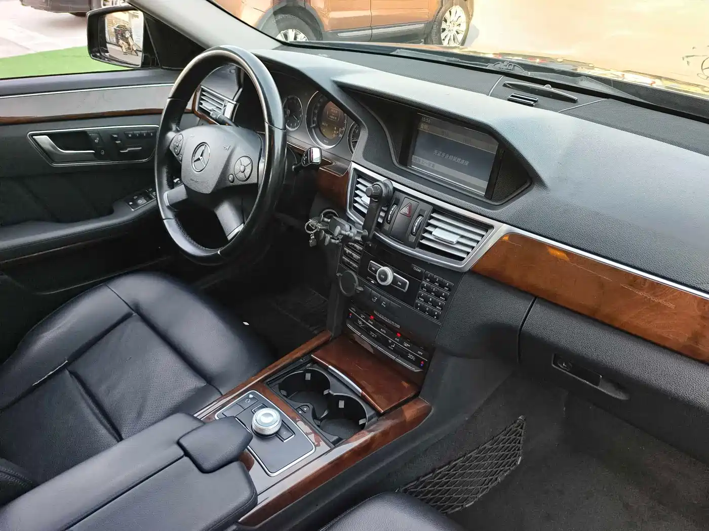 Mercedes-Benz E-Class 2012 E 200 L CGI Elegance фото 15