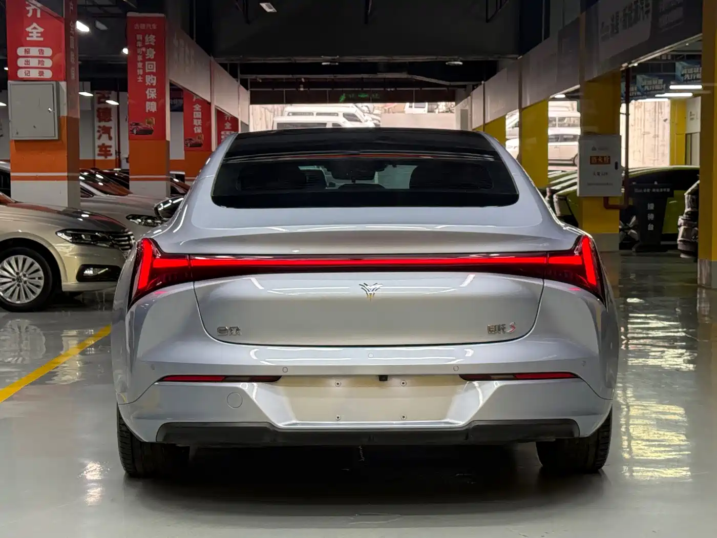 Nezha Auto Nezha S 2024 2023 Model Pure Electric 520km RWD Edition