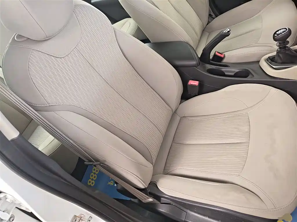 Buick Excelle 2015 15N Manual Progressive фото 20