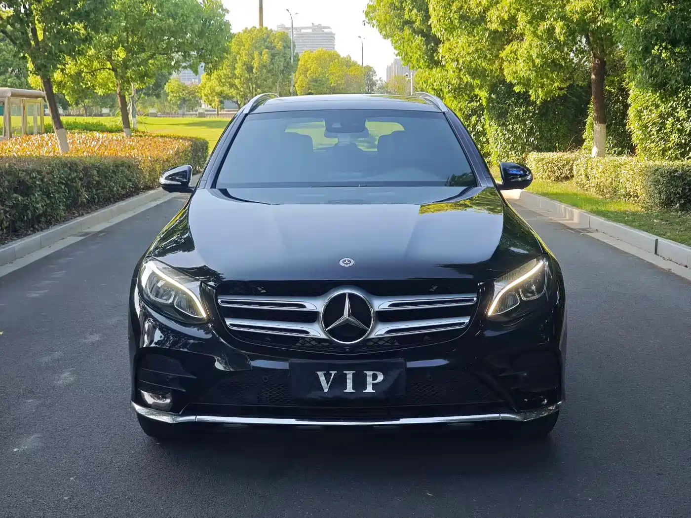 Mercedes-Benz GLC 2018 GLC 260 4MATIC Luxury фото 2