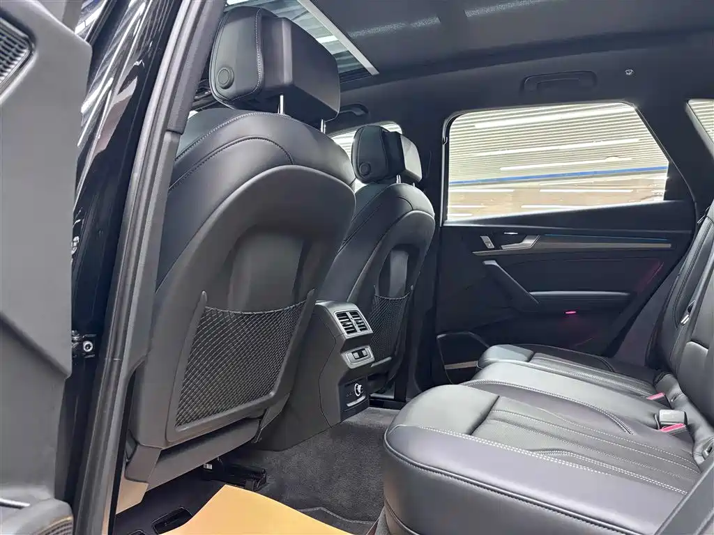 Audi Q5L 2024 Model 45 TFSI Luxury Dynamic фото 17