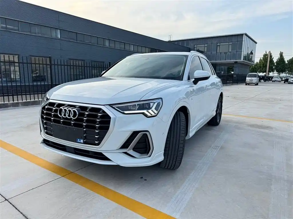 Audi Q3 2022 35 TFSI Fashion Dynamic