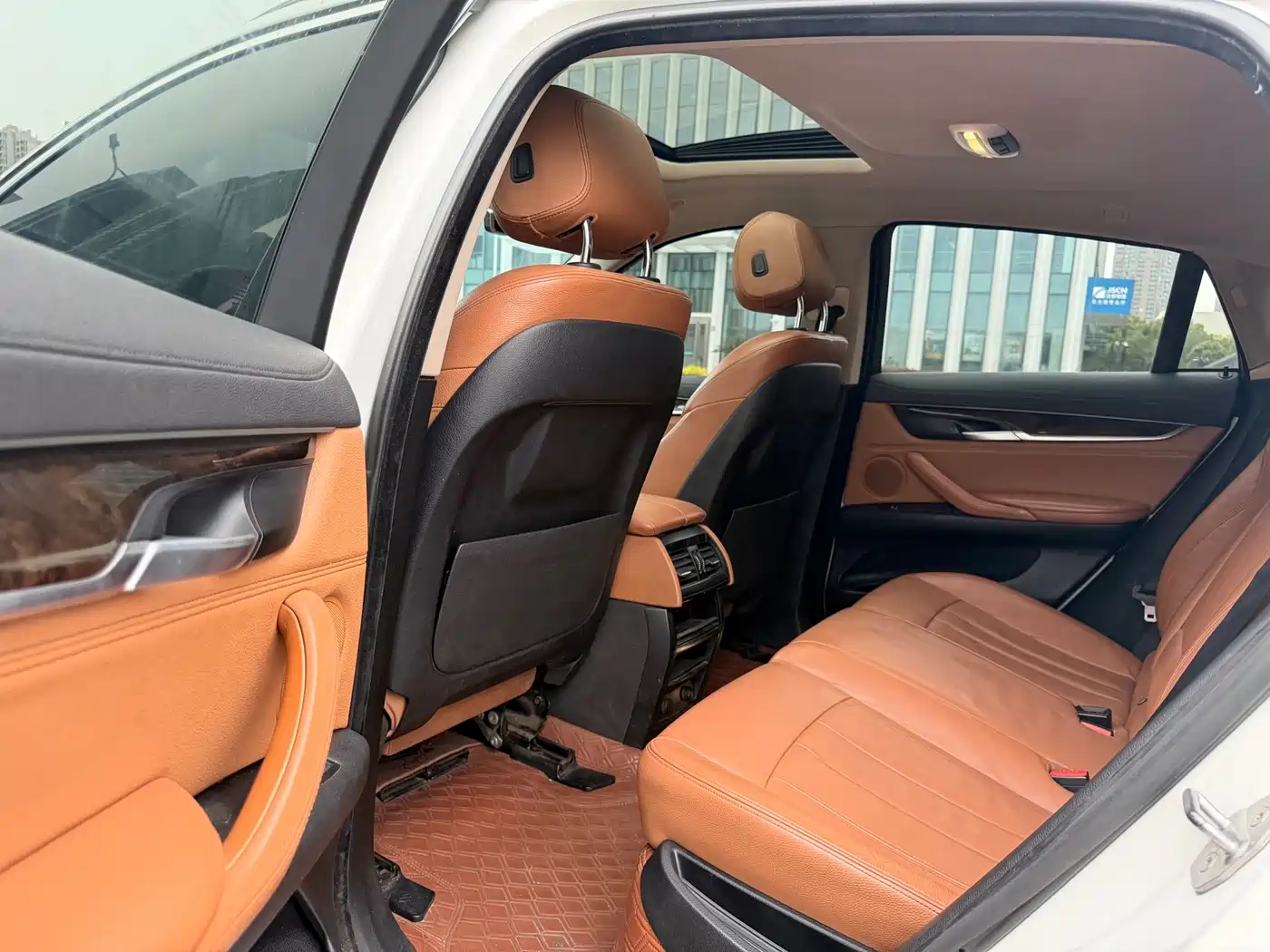 BMW X6 2015 xDrive28i фото 12
