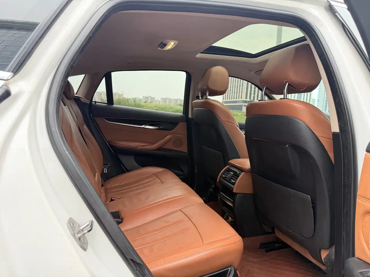 BMW X6 2015 xDrive28i фото 17