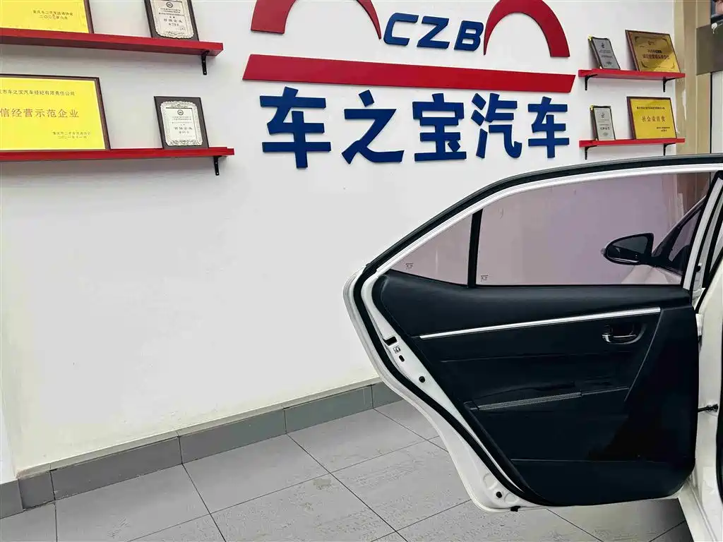 Toyota Corolla 2017 Facelift 1.2T S-CVT GL-i Leather Edition фото 24