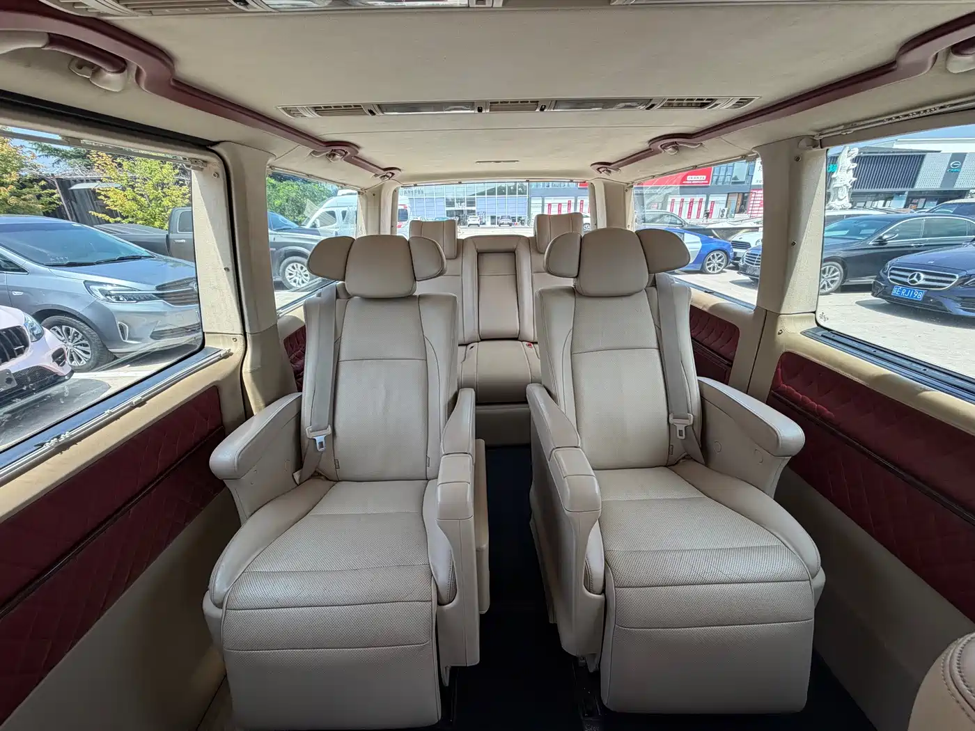 Volkswagen Caravelle 2015 2015 2.0TSI 4WD Comfort