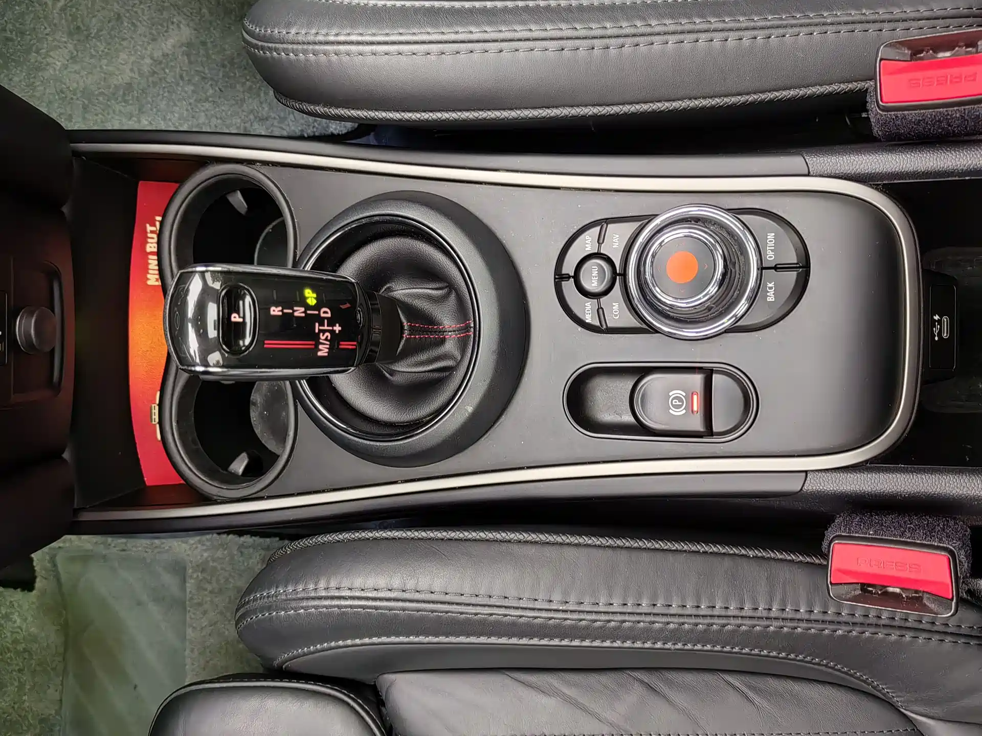 صورة 23 - MINI COUNTRYMAN