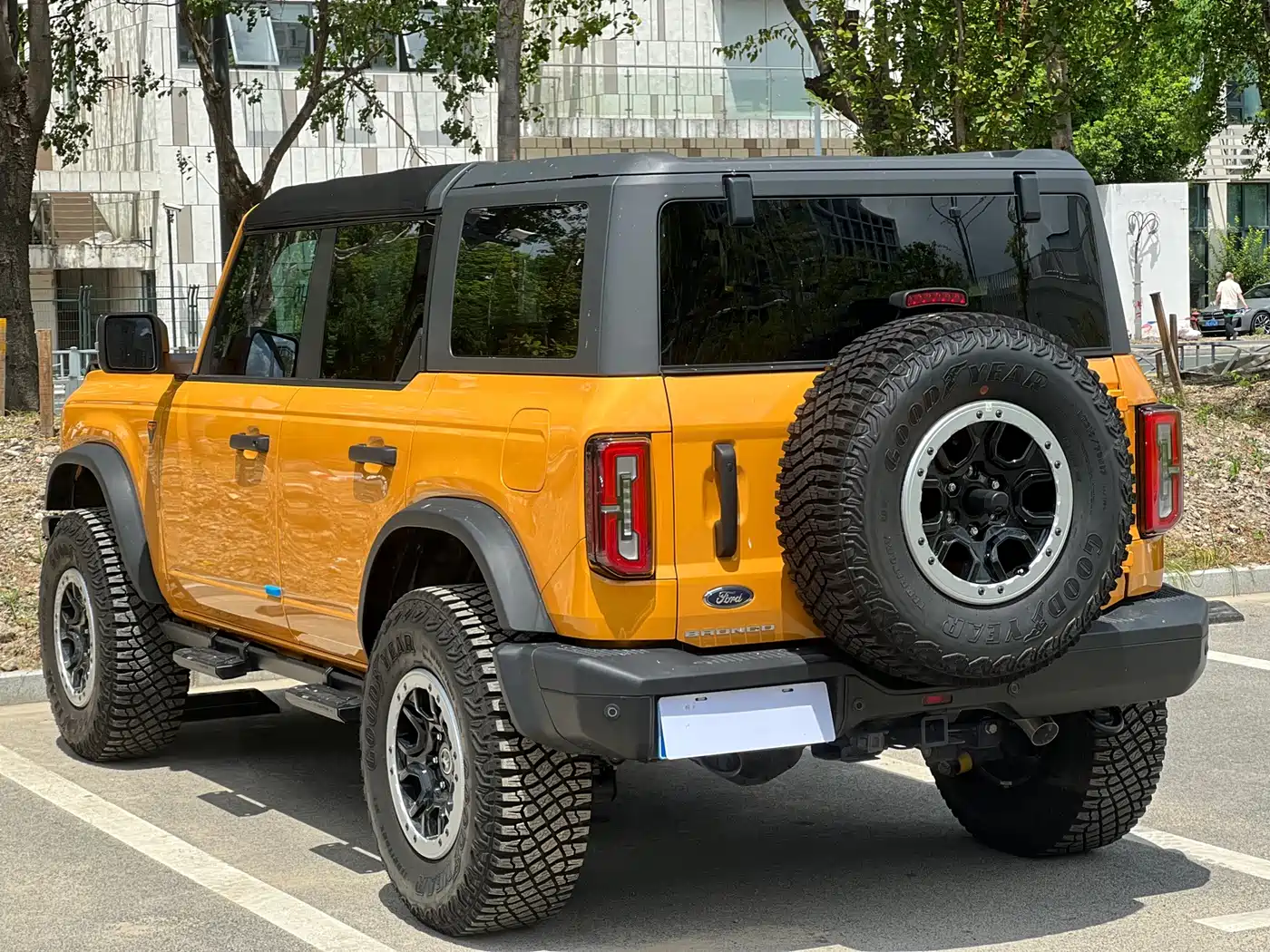 Ford Bronco 2025 2024 2.3T Badlands