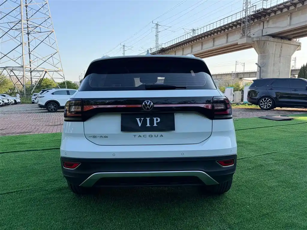 Volkswagen Tanying 2021 1.5L Automatic Smart Connect Edition фото 5
