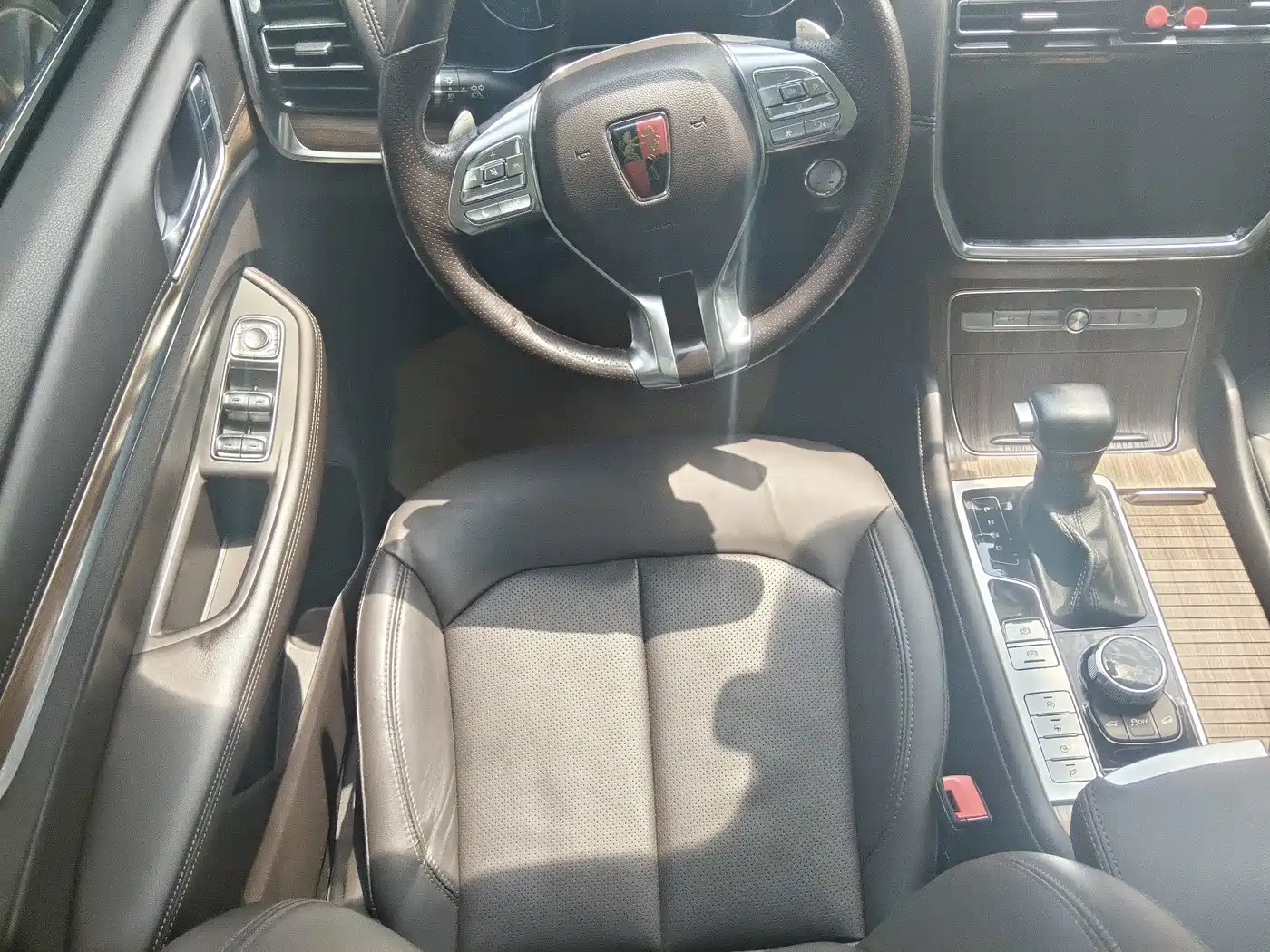 Roewe RX8 2018 2018 30T Intelligent Internet 4WD Supreme Edition