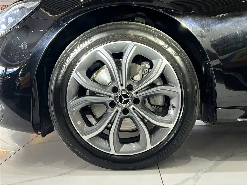 Mercedes-Benz E-Class 2022 E 300 L Sport Luxury фото 9