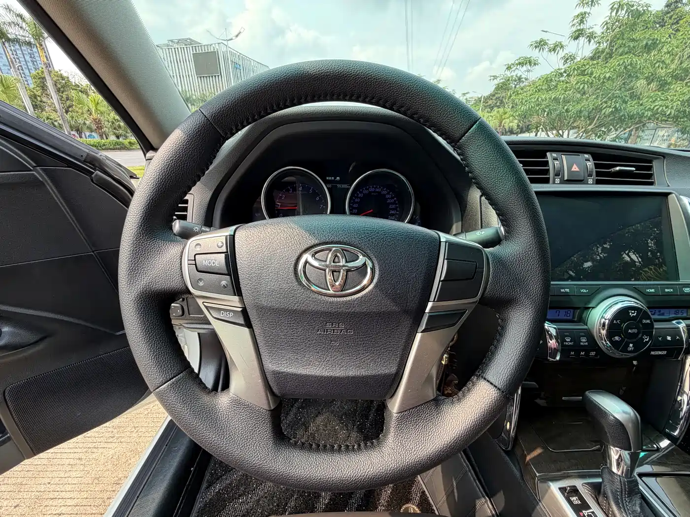 Toyota Reiz 2013 2.5V Elite Edition фото 15