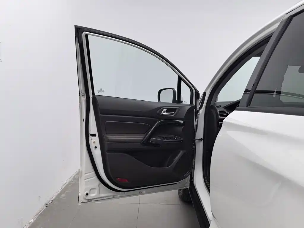 Фото 8 - GAC Trumpchi GS4