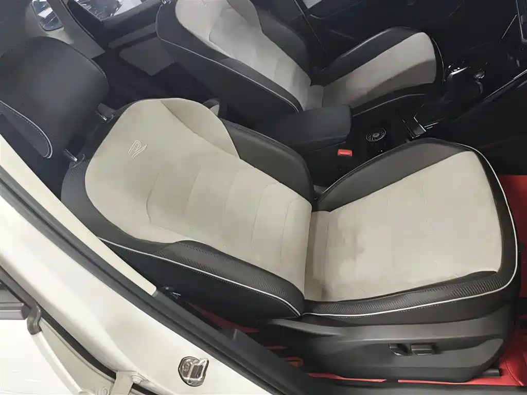 Volkswagen Tayron X 2023 330TSI 2WD Premium High-Performance Edition фото 20