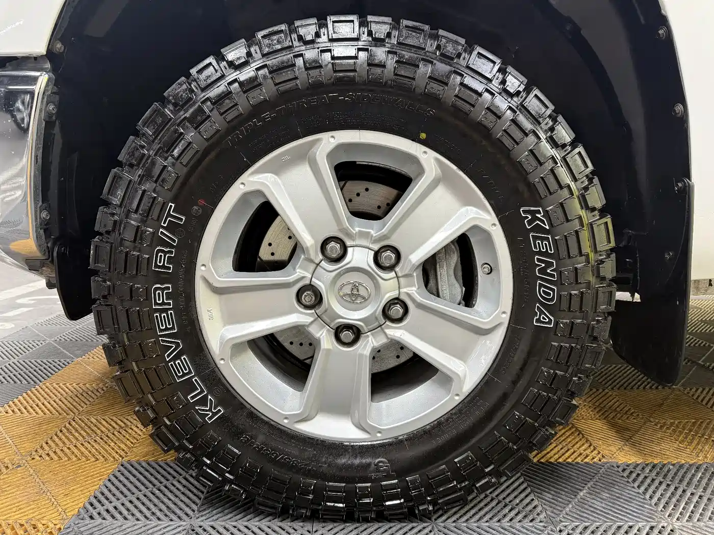 Toyota Tundra 2014 5.7L TRD Pro фото 9