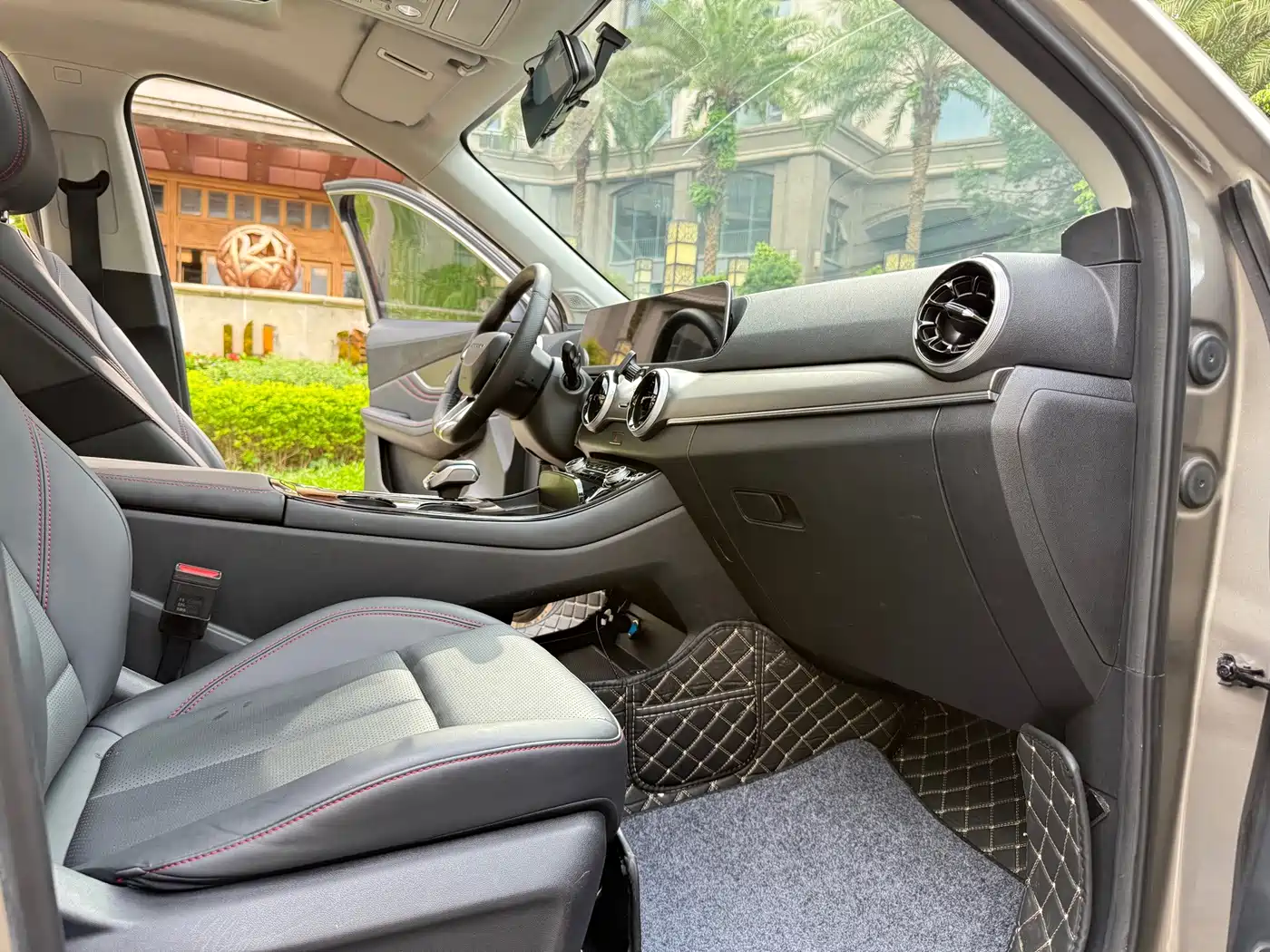 Dongfeng Fengxing Fengxing T5 EVO 2021 2021 1.5TD DCT Platinum Edition