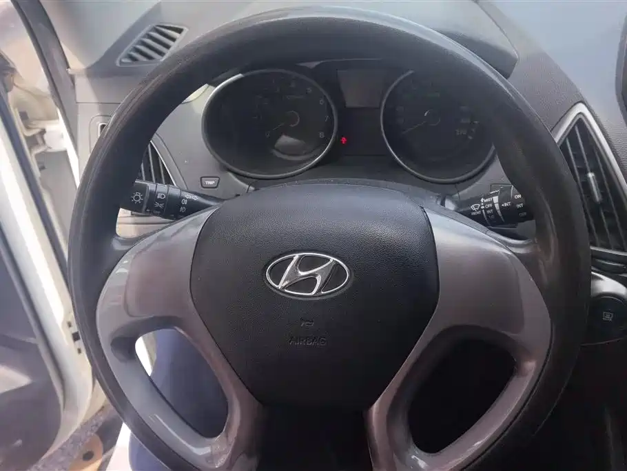 Hyundai Beijing Hyundai ix35 2013 2.0L Manual 2WD Comfort GL China IV фото 15
