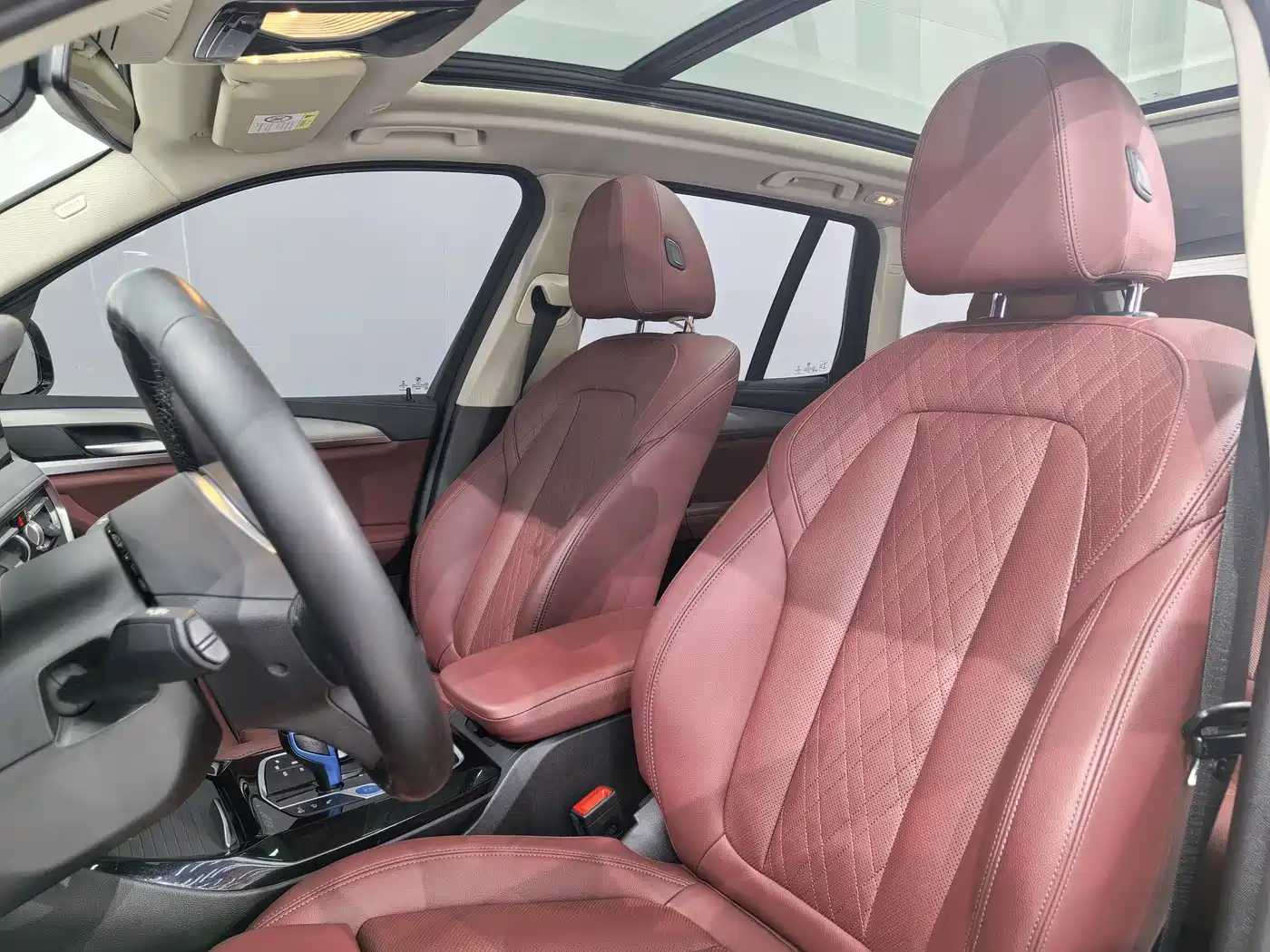 BMW iX3 2022 Innovation Leader фото 7