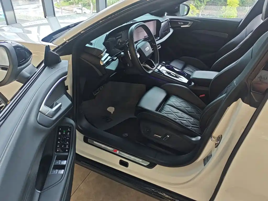 صورة 16 - Audi A5L Sportback