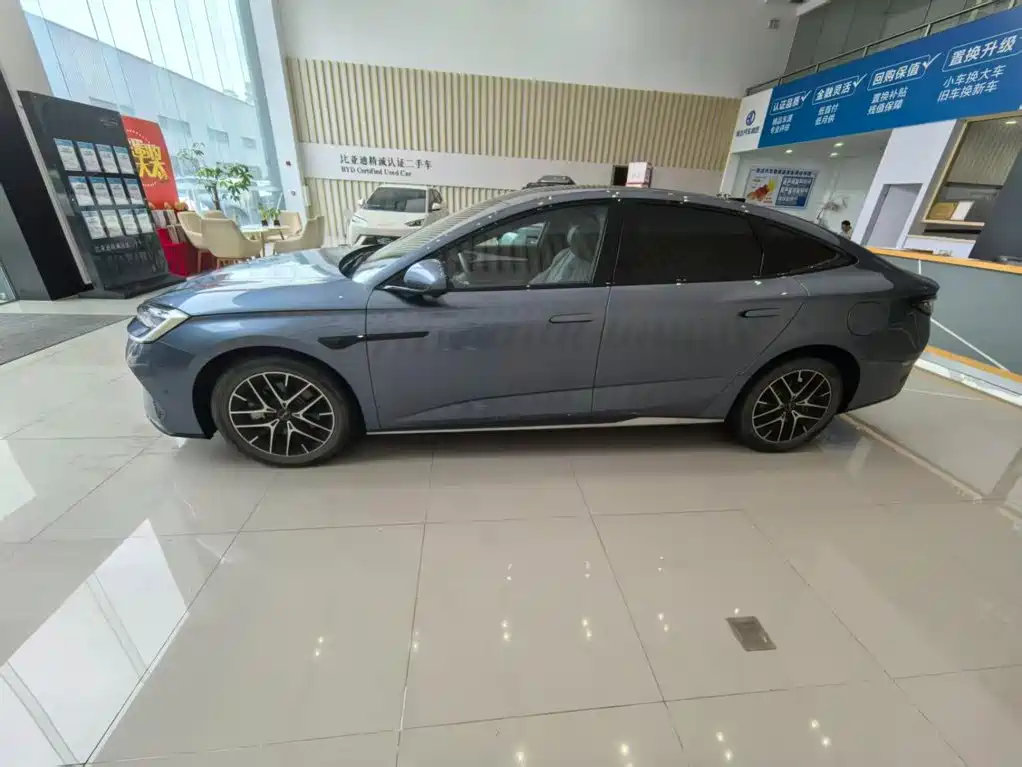 BYD Seal 07 DM-i 2025 2025 Smart Drive Edition DM-i 1.5T 125km Flagship