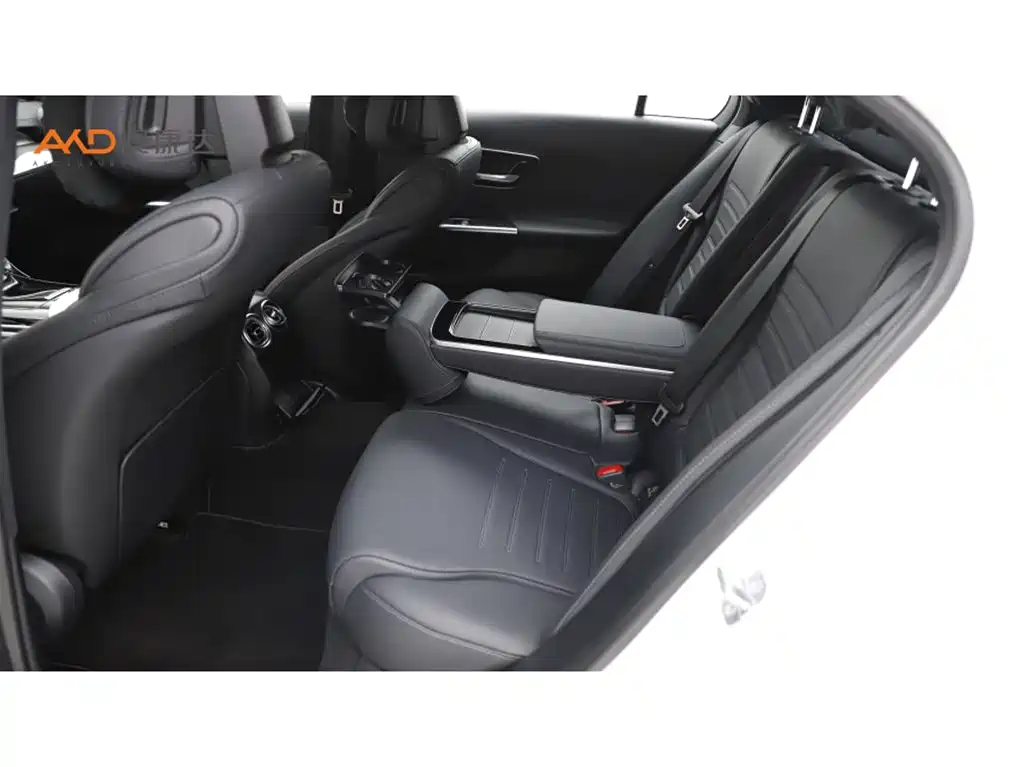 Mercedes-Benz C-Class 2024 Facelift III C 260 L Sport фото 7