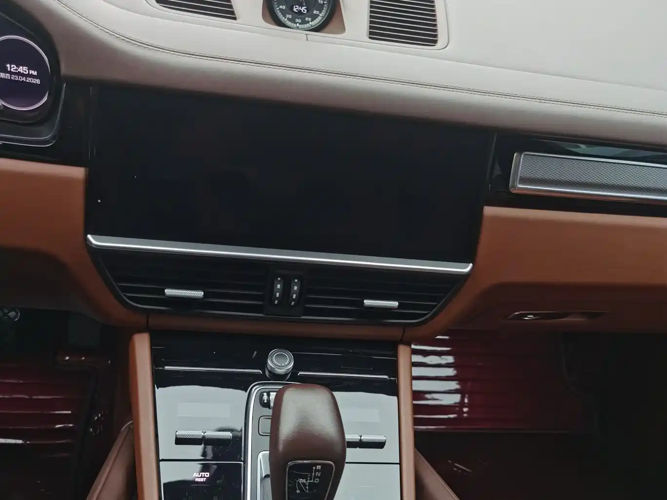 PORSCHE CAYENNE NEW ENERGY