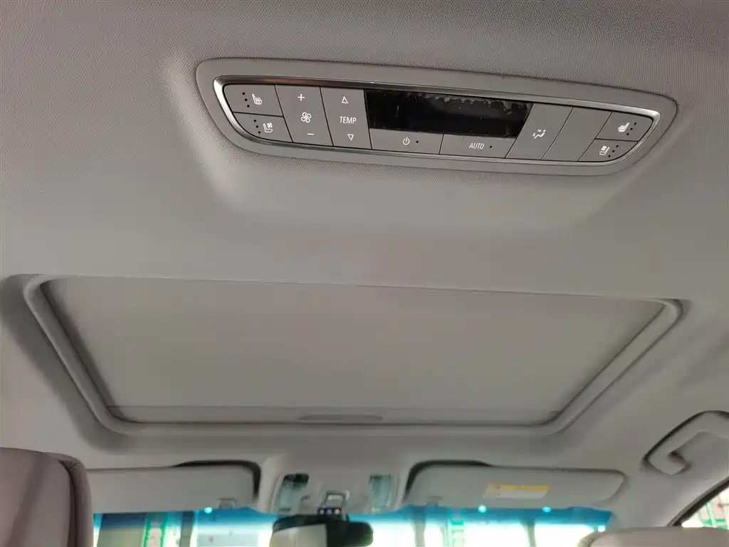 Buick GL8 2025 Model Landglory Smart Edition фото 4