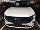 Photo 3 - Ford Edge