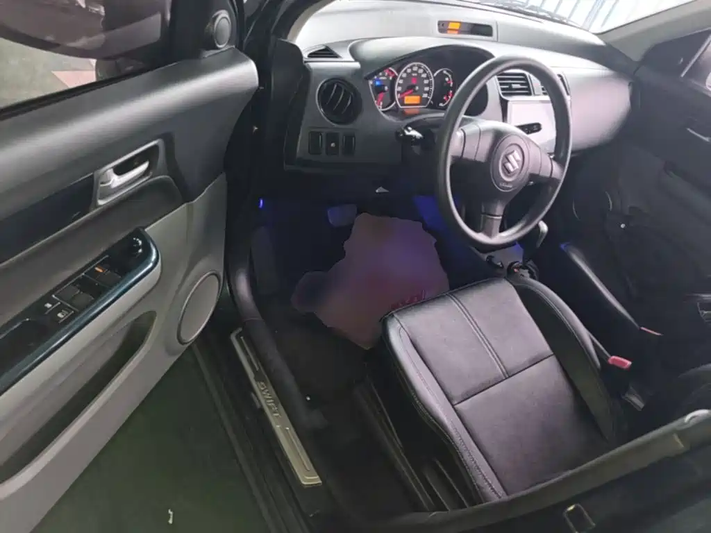 Suzuki Swift 2018 2016 1.5L Automatic Fashion Cool Edition