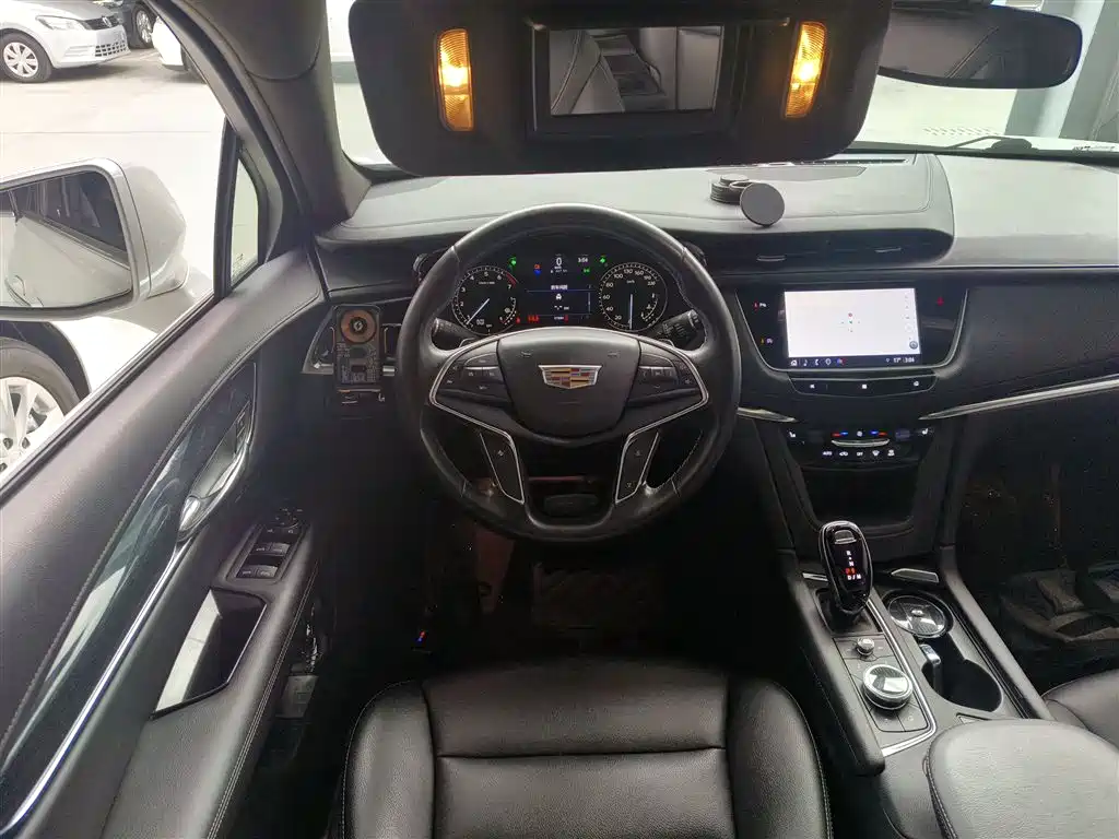 Cadillac XT5 2021 2.0T 2WD Luxury Edition фото 3