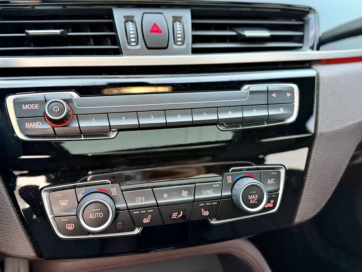 BMW X1 2022 sDrive25Li Leading фото 7
