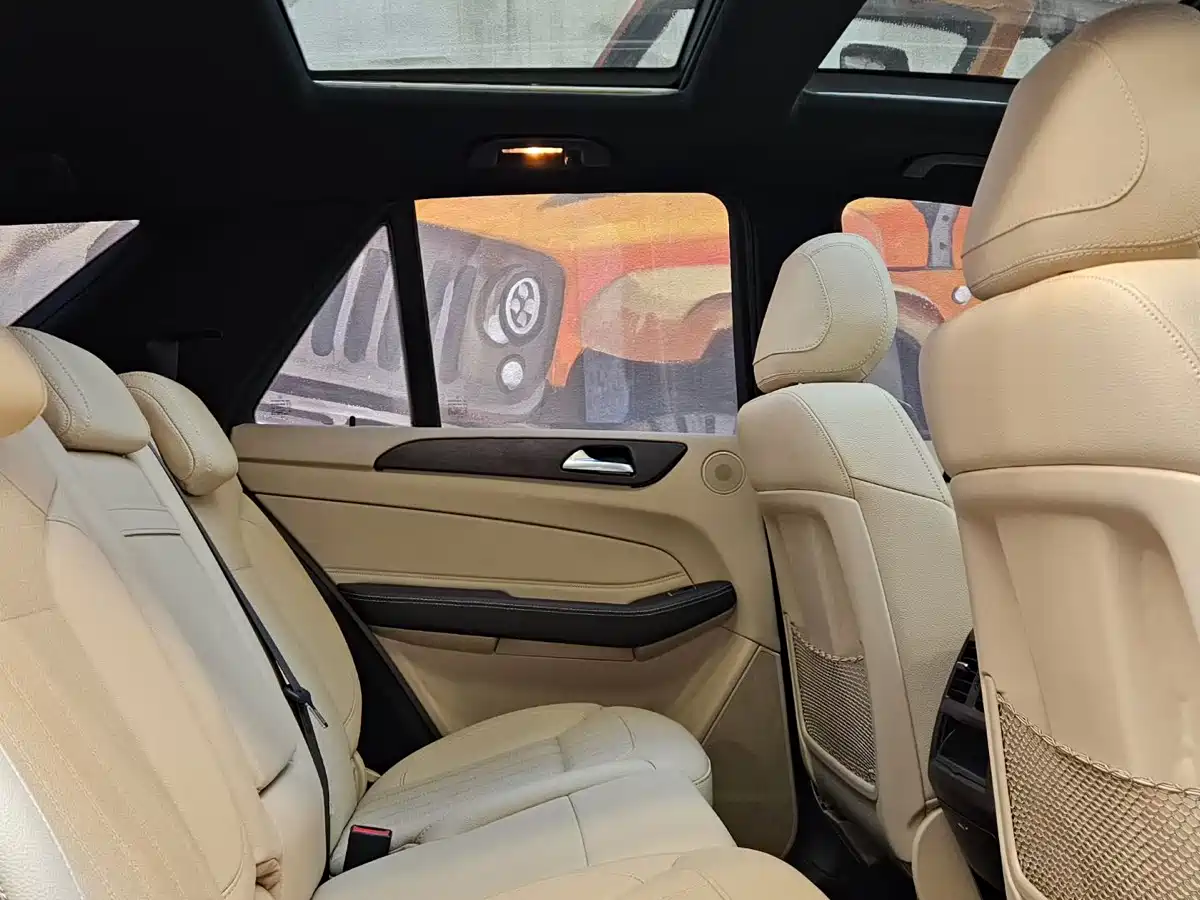 Mercedes-Benz GLE 2016 GLE 400 4MATIC фото 9