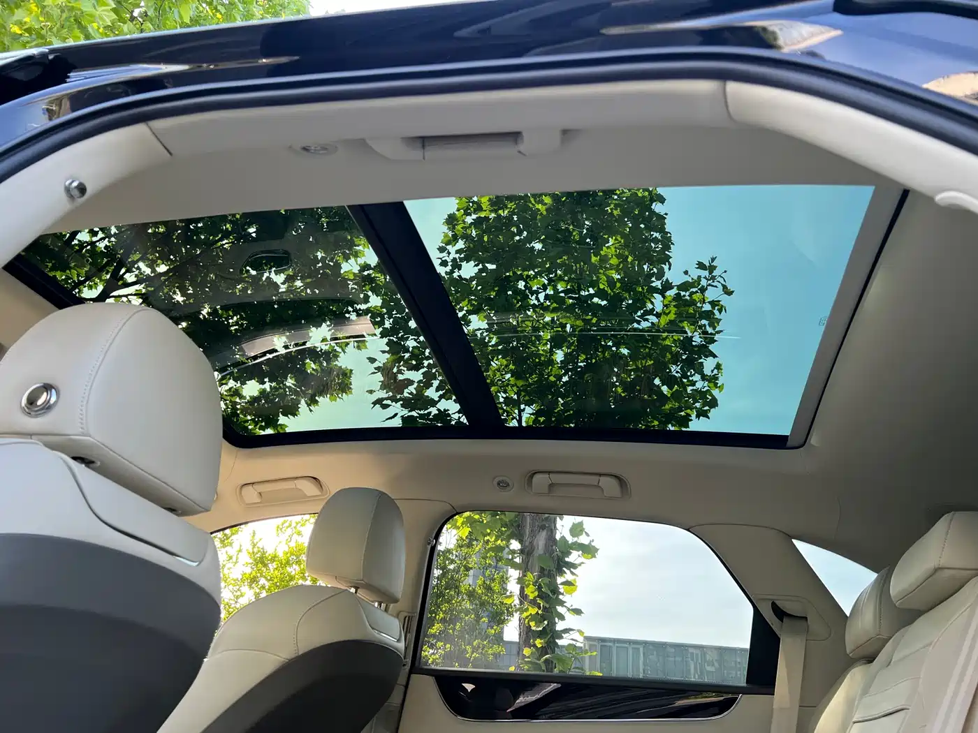 Bentley Bentayga 2021 4.0T V8 фото 16