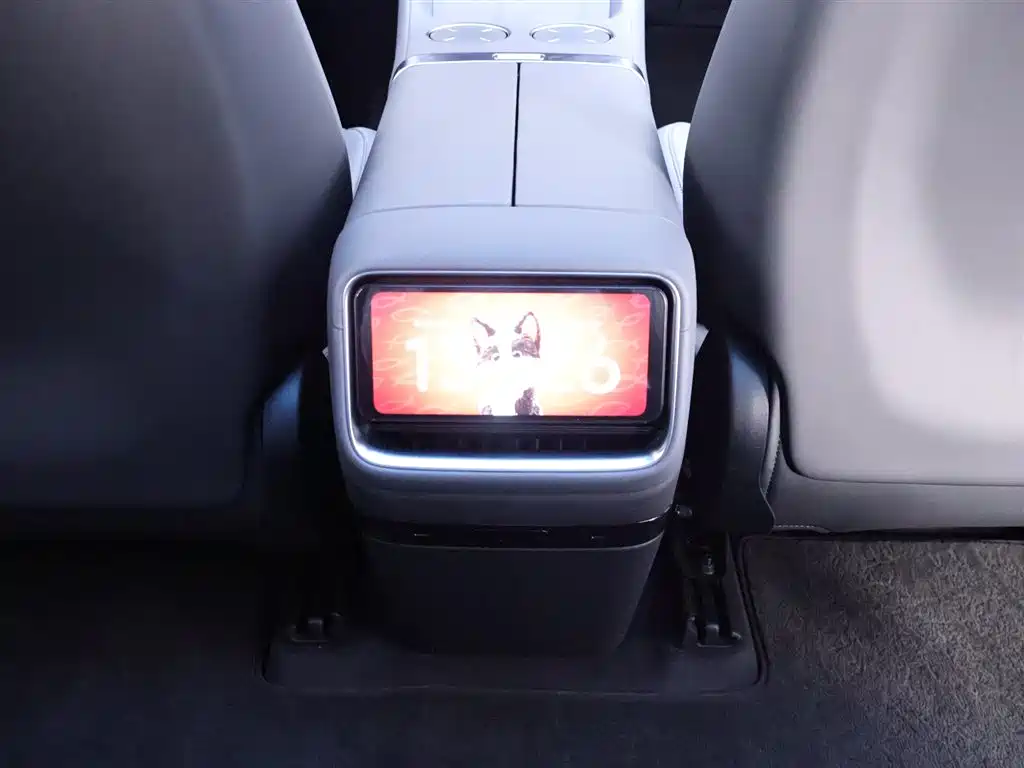  Xiaomi Auto Xiaomi YU7 24