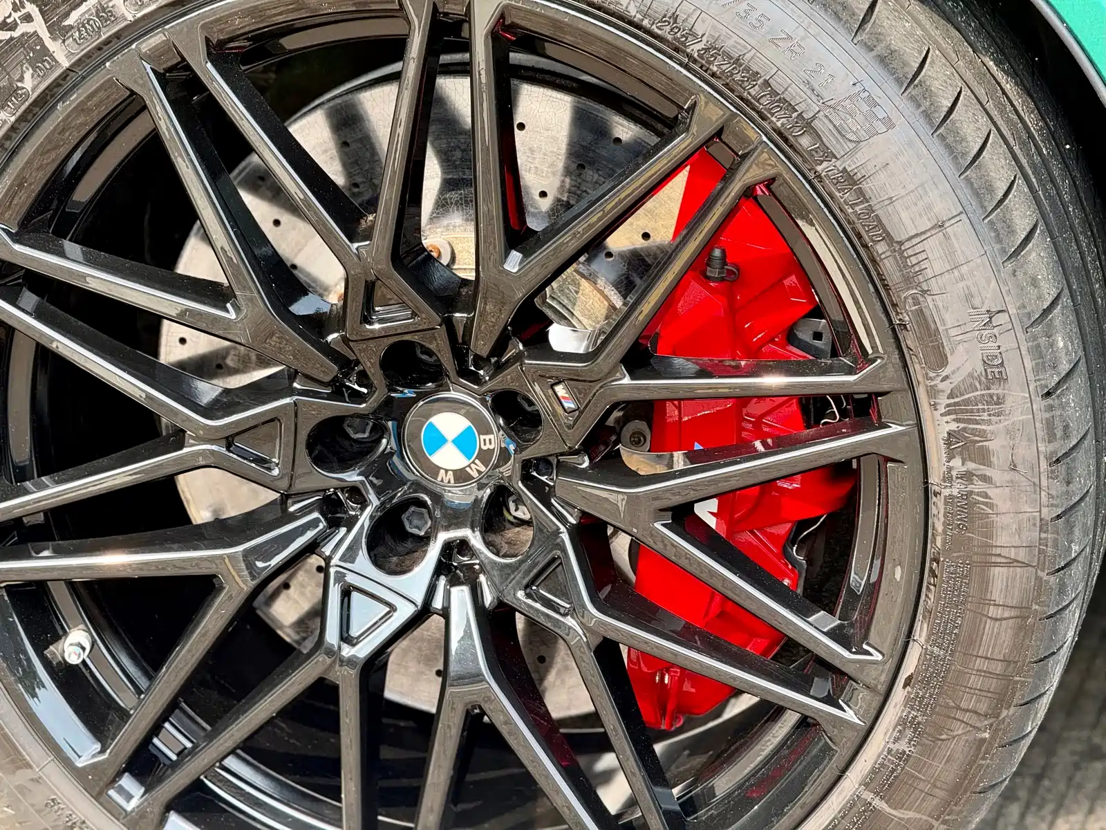 Photo 19 - BMW X5 M