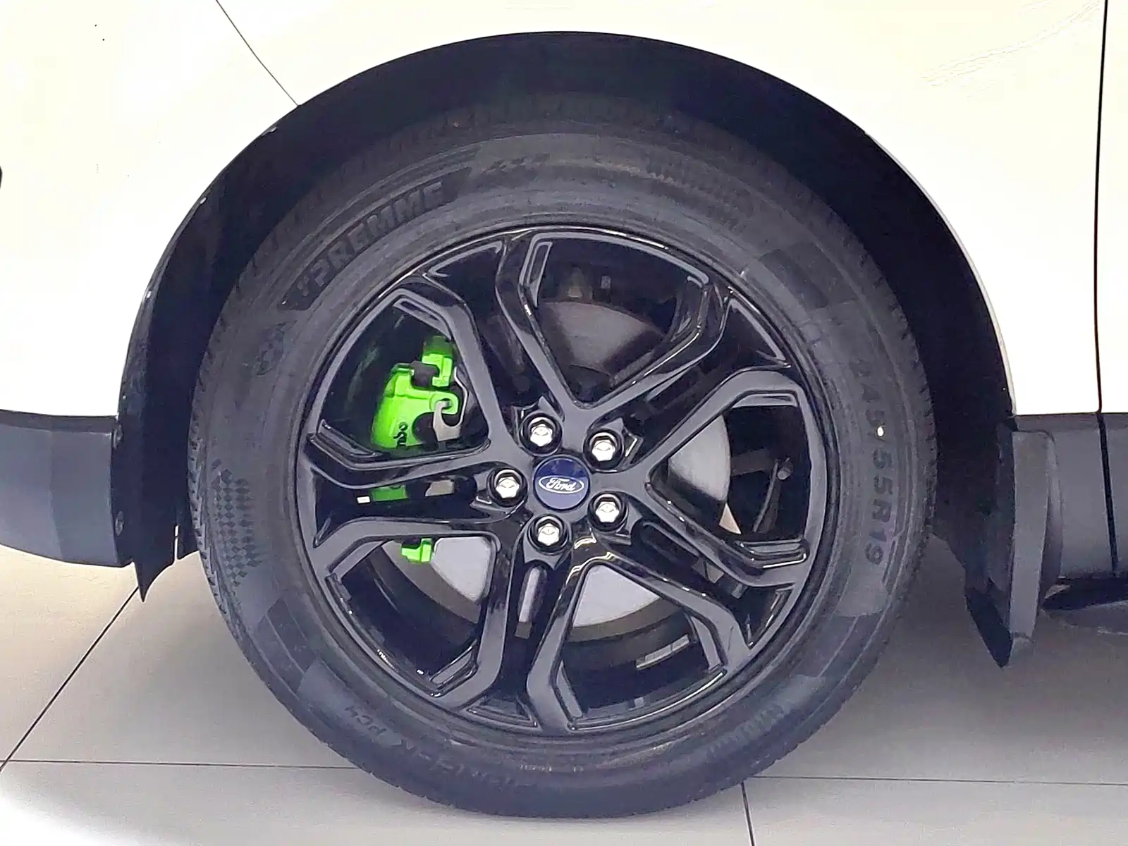Фото 6 - Ford Edge