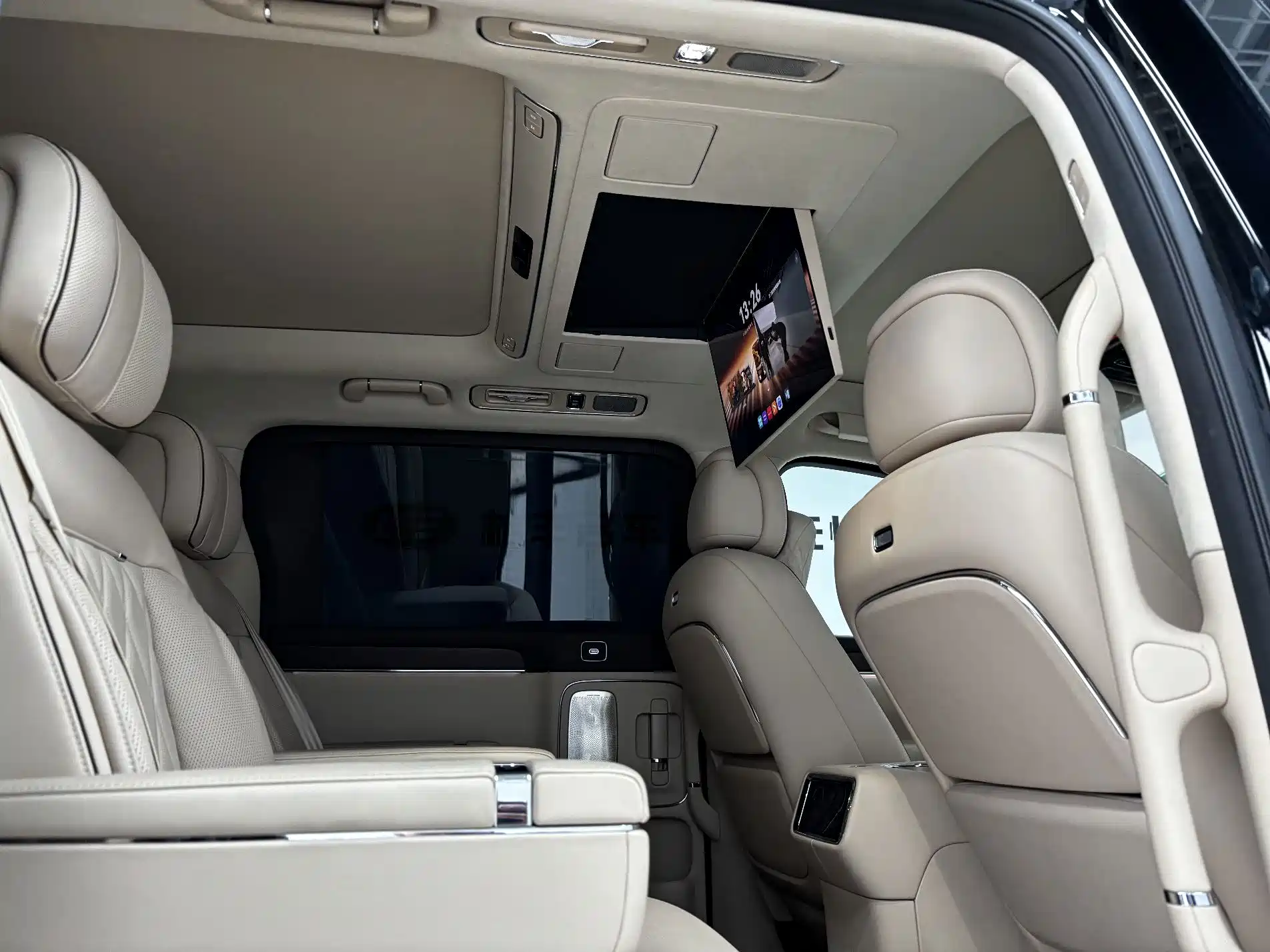 Фото 29 - Zhijie Zunjie MPV