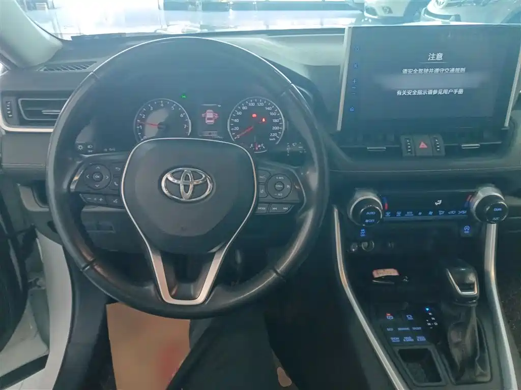 Toyota Wildlander 2022 2.0L CVT AWD Luxury Edition фото 10