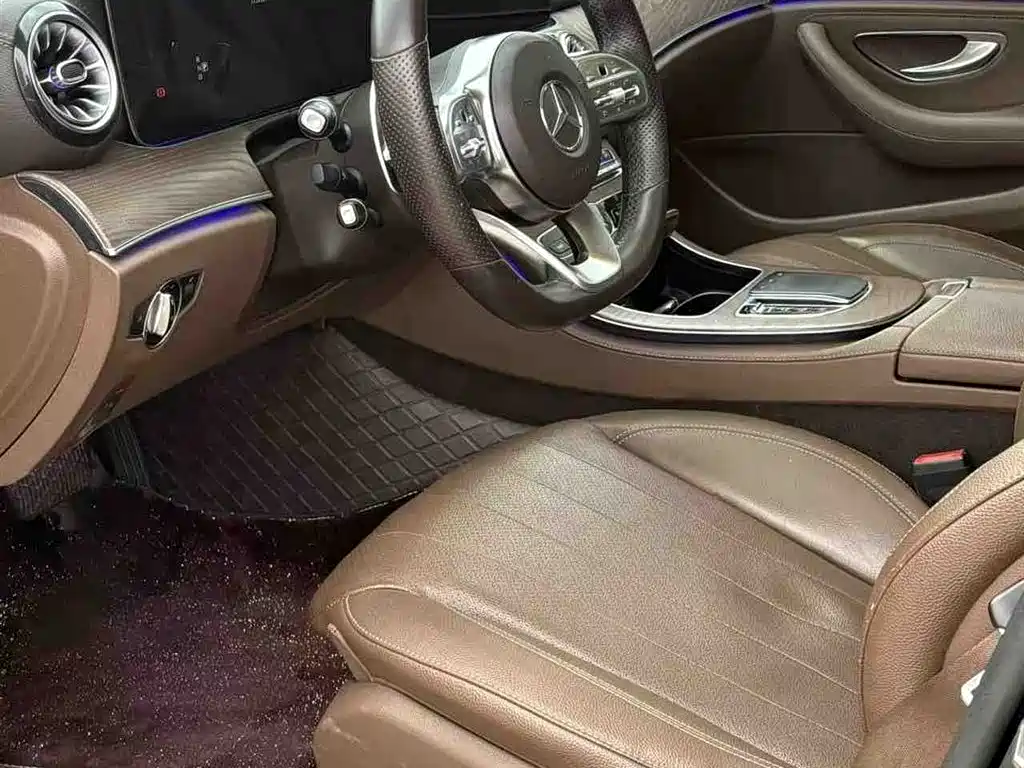 Mercedes-Benz E-Class 2017 E 300 L Sport Luxury фото 4
