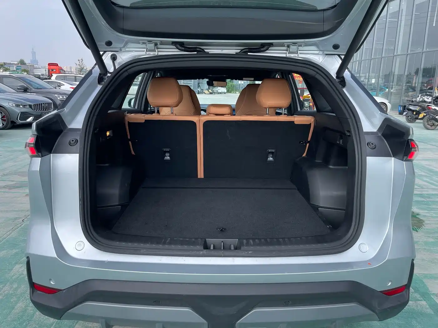 Geely Galaxy Galaxy L7 2025 2025 EM-i 115km Explorer+ Edition