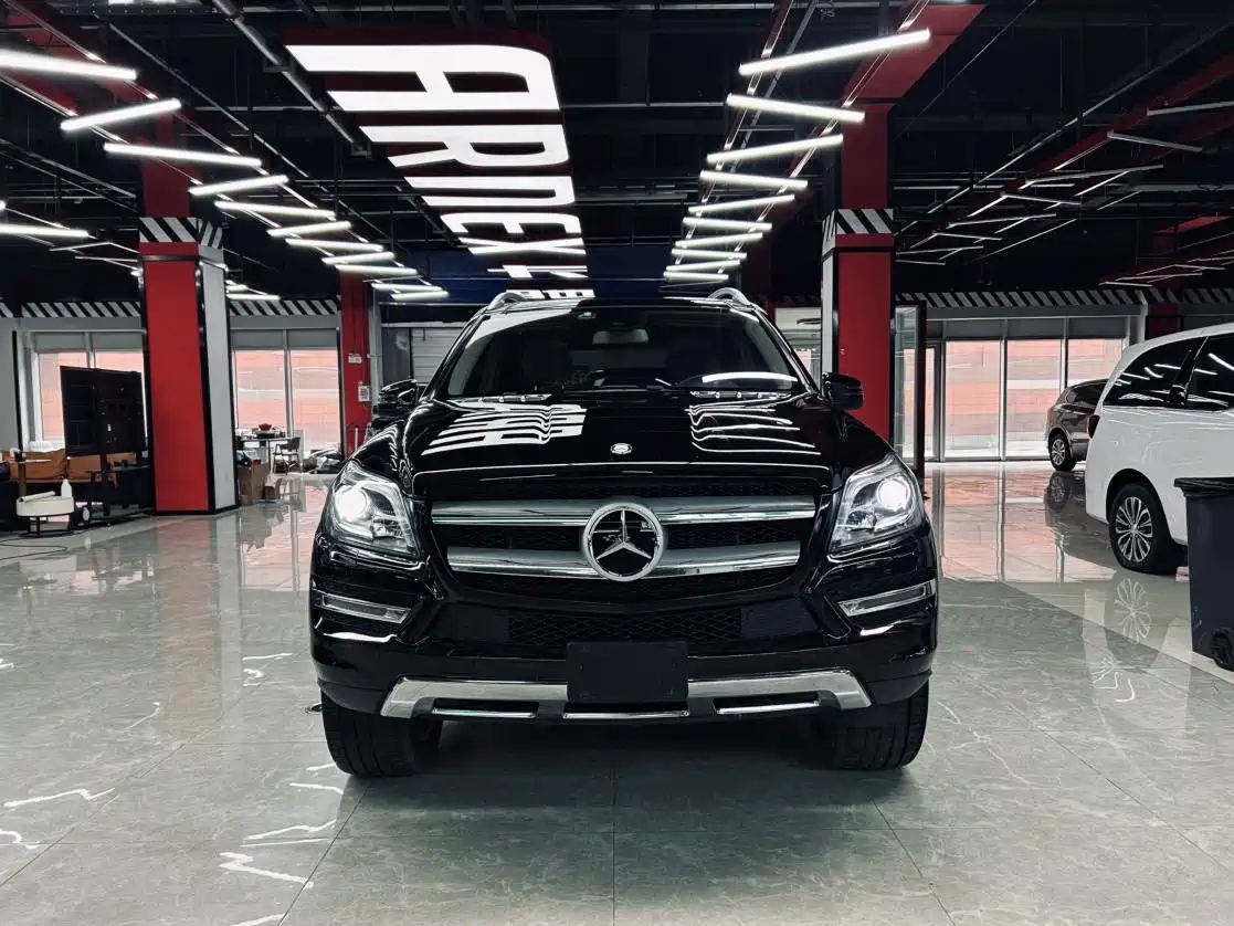 Mercedes-Benz GL-Class фото 2