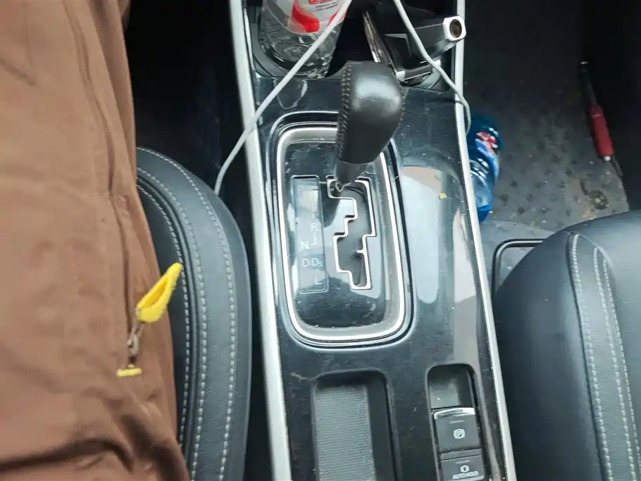Mitsubishi Outlander 2020 2.0L 2WD Premium 5-seater фото 16