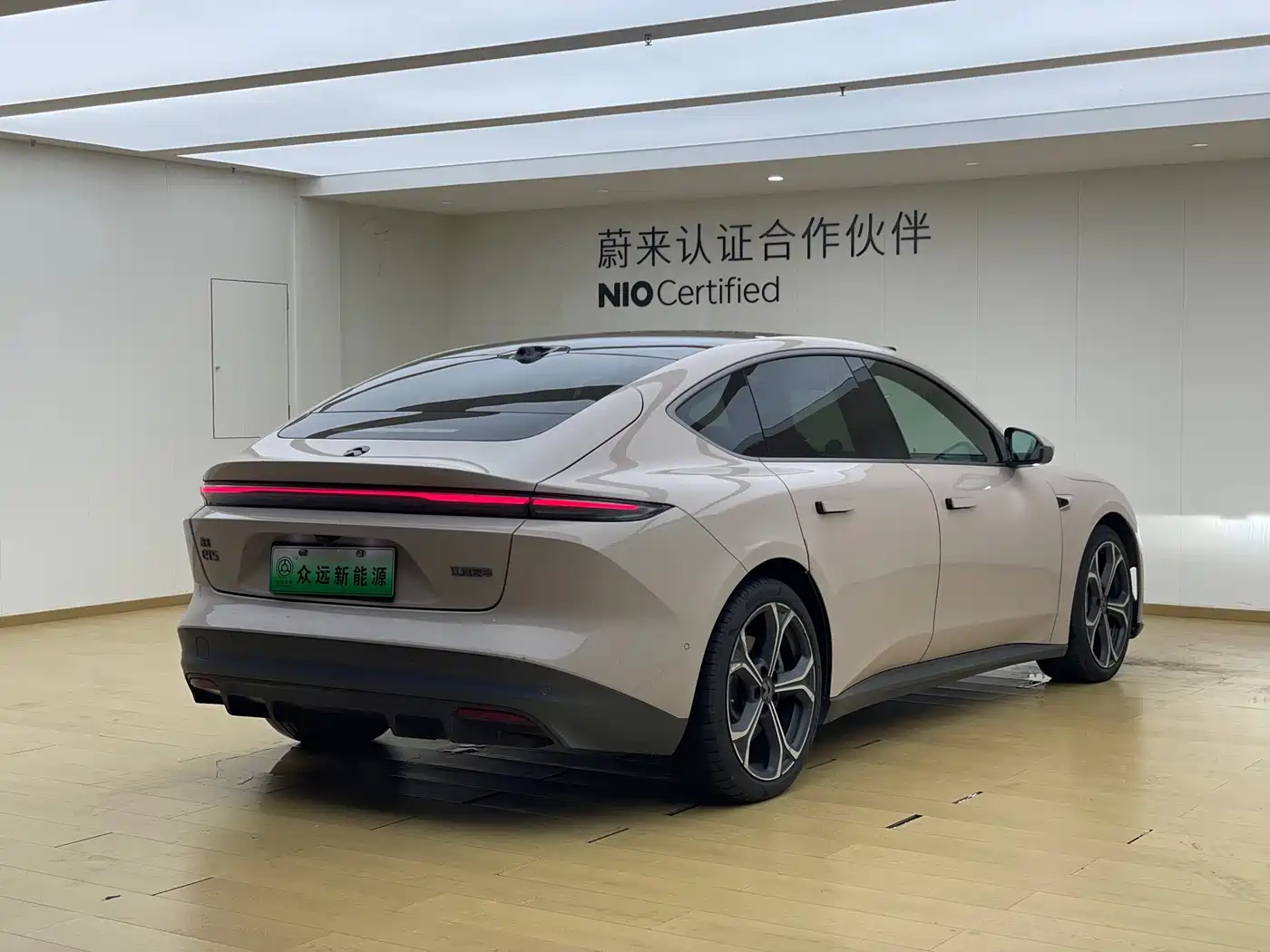 NIO ET5 2023 2022 100kWh