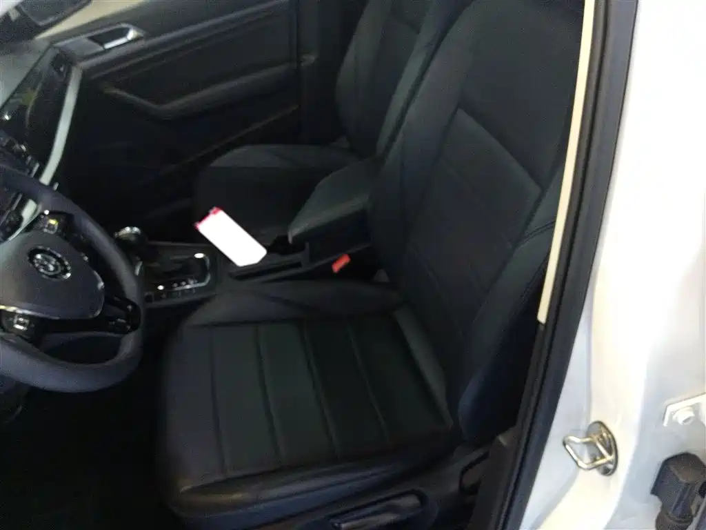 Volkswagen Lavida 2019 1.5L Automatic Comfort Edition China VI фото 11