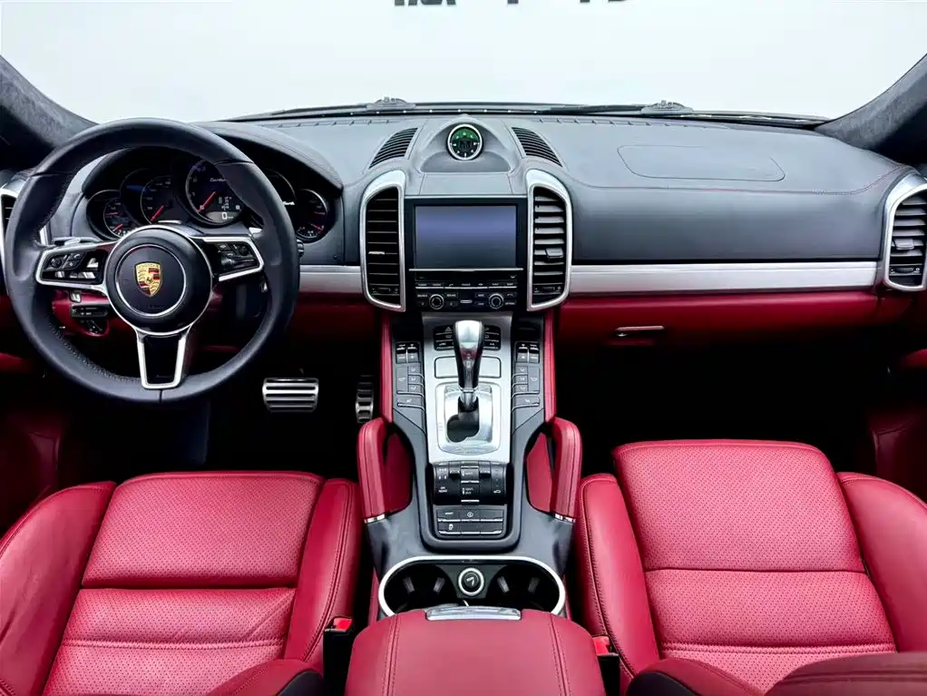Porsche Cayenne 2016 Cayenne Turbo 4.8T фото 16