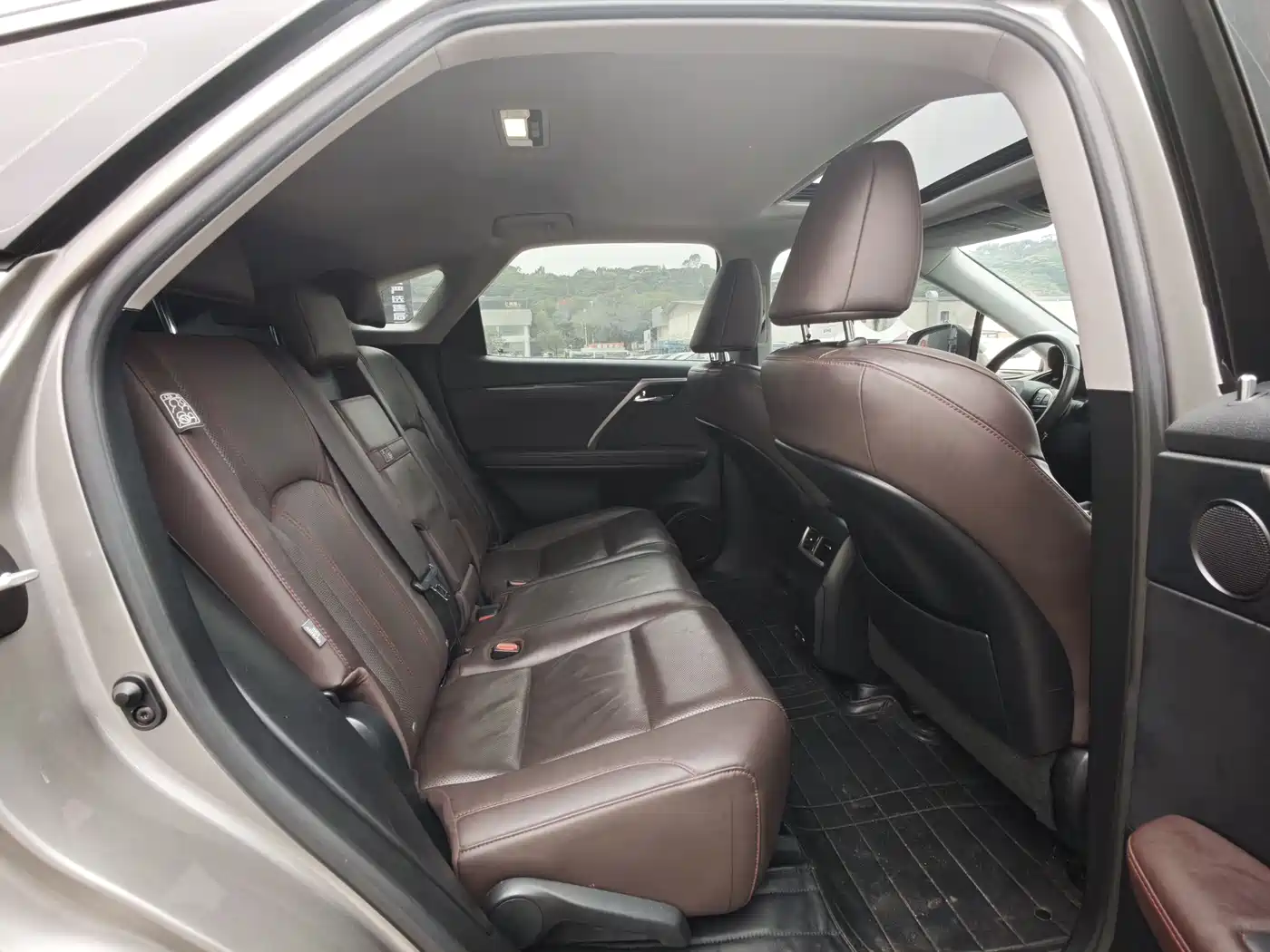Lexus RX 2020 Facelift 300 2WD Comfort Edition фото 15