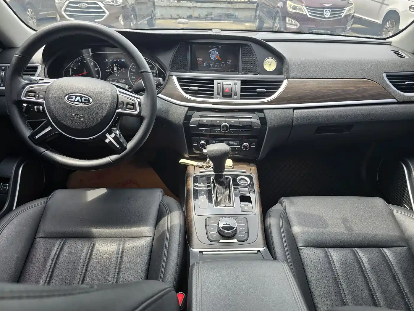 JAC Motors JAC Refine A60 2019 2017 Model 1.5TGDI Automatic Luxury