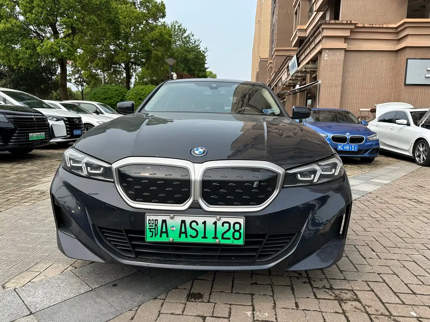 BMW I3