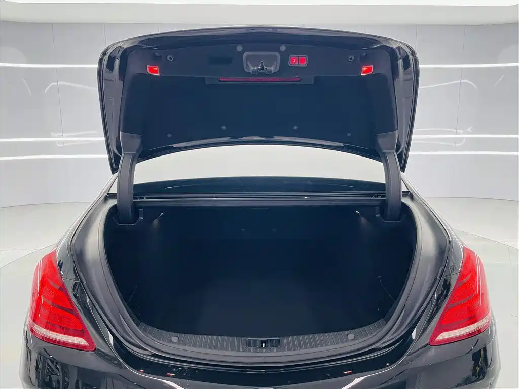 Mercedes-Benz S-Class 2016 S 320 L Business Edition фото 13